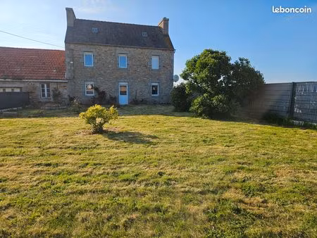 vend maison avec hangar