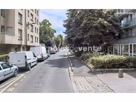 local commercial 148 m²