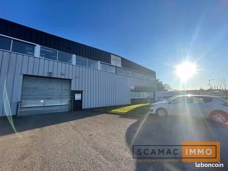 local d'activité 499 m²