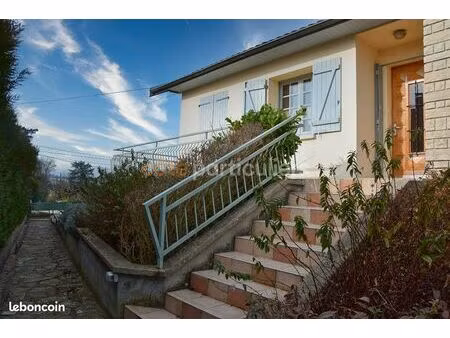 maison 6 pièces 145 m²