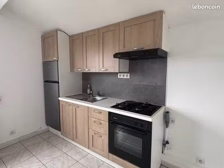 exincourt f3 avec cuisine équipée