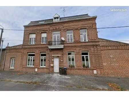 immeuble 8 pièces 146 m²