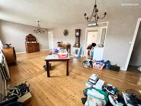 immeuble 9 pièces 446 m²