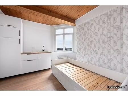 appartement 1 pièce 11 m²