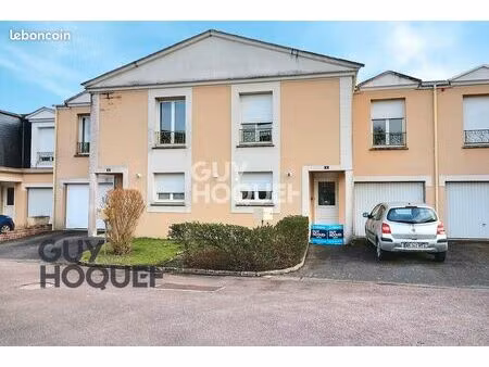 maison de ville 5 pièces 122 m²