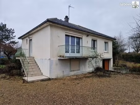 maison 3 pièces 80 m²