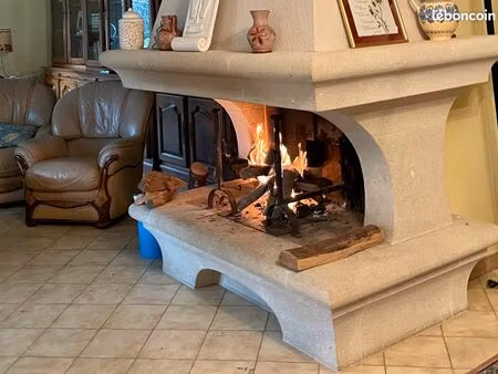 maison de maître 7 pièces 5 chambres + pièce piscine à aménager éventuellement en chambre 