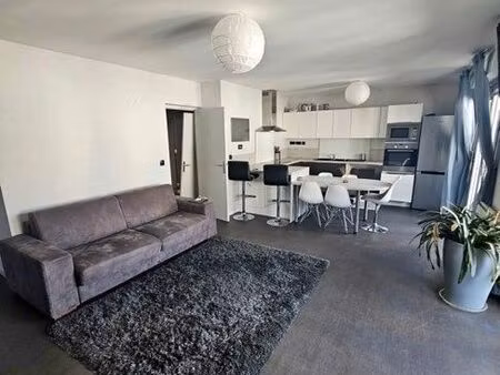 appartement t3 meublé 70 m² – calme  balcon sud  garage – lambersart   près de lille