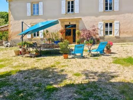 maison 6 pièces 295 m²