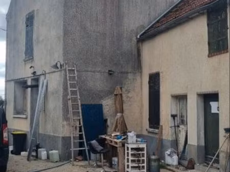 maison avec corps de ferme  grange et jardin