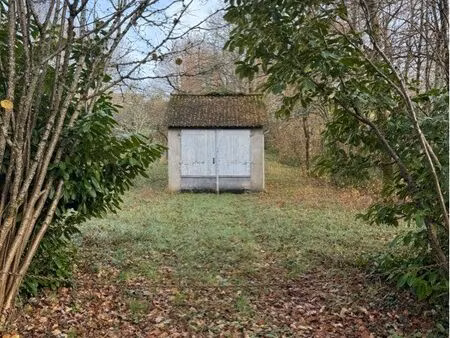 cabanon proche creuse
