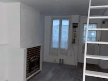 monchy humieres loue.petite maison