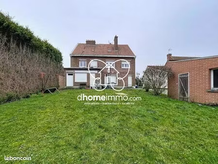 maison 5 pièces 250 m²