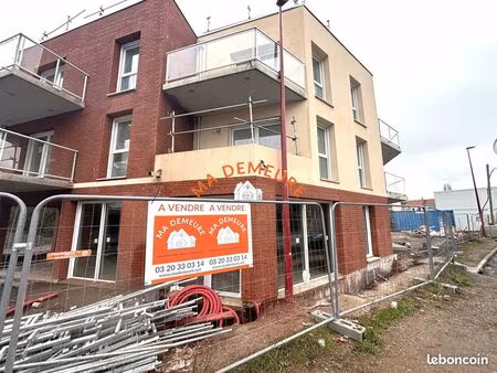 immeuble 96 m² leers