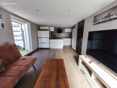 mauguio appartement t2 rez de jardin parking