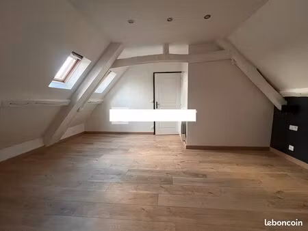 maison 104m carré rénovée  3 places de parking  279 000