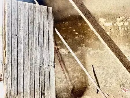 grange 1 pièce 140 m²