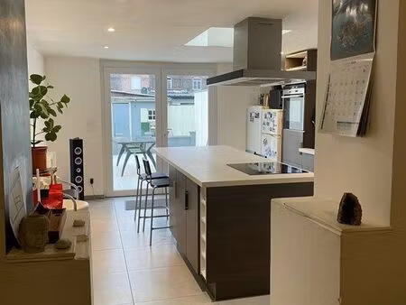 maison 104m2-3/4 chambres -jardin -garage