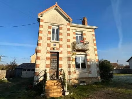 maison 6 pièces 93 m²