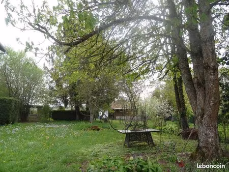 de particulier à particulier : maison de campagne à vendre