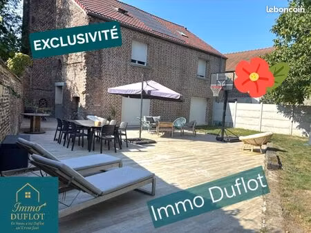 maison 6 pièces 202 m²