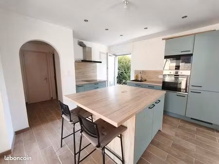 maison de village 3 pièces 105 m²