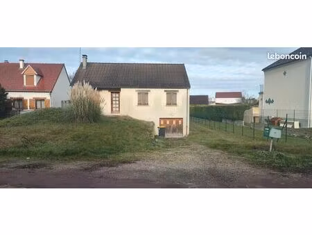 maison 3 chambres  sous sol intégrale  jardin