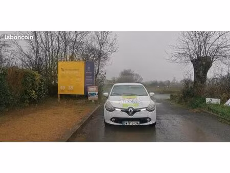 terrain 504 m² saint laurent de la plaine