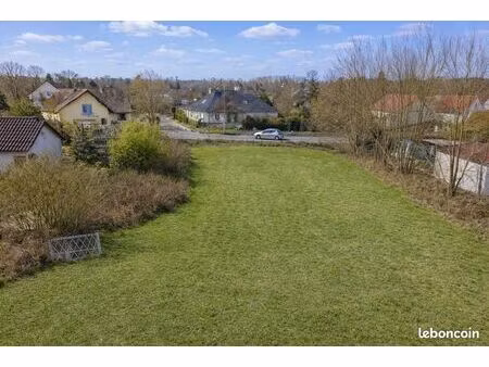 grand terrain constructible de 1115 m² - divisible - sessenheim