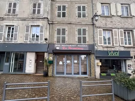 immeuble 5 pièces 150 m²