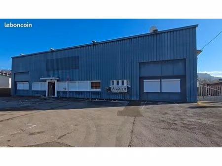 local bureaux 400 m²