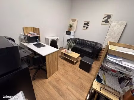 local/bureau en location