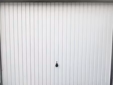 parking/box 13 m² asnières-sur-seine