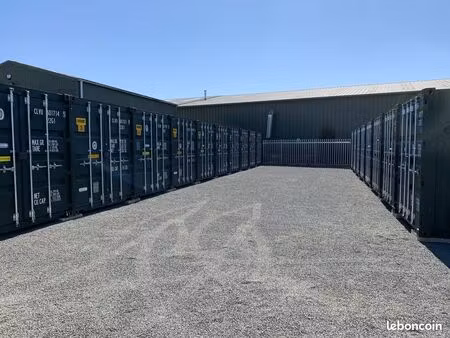 a louer  box de stockage ( garde meubles  garages)