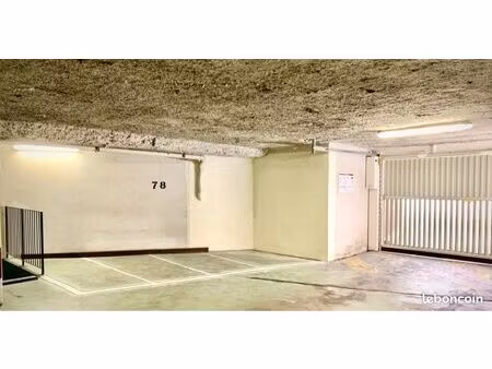 parking individuel en sous sol (vincennes est)