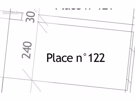 place de parking sous-sol  sécurisée par portail et vidéosurveillance