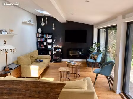 maison atypique 3 chambres  100m2