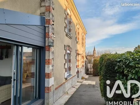 maison 7 pièces 176 m²