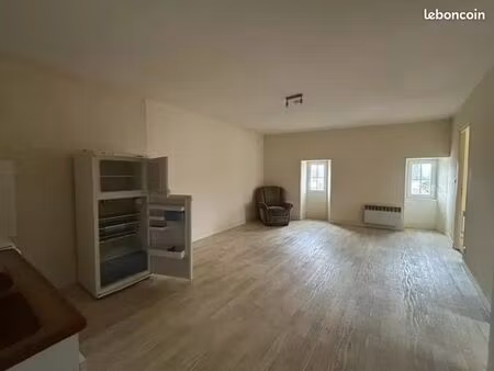 t3 – 47 m² – sauzé-vaussais