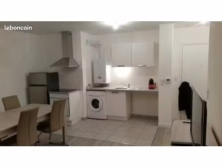appartement t2 42m2 meublé avec place de parking