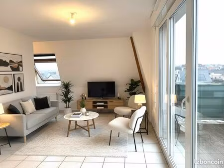 2 pièces lumineux terrasse vue dégagée