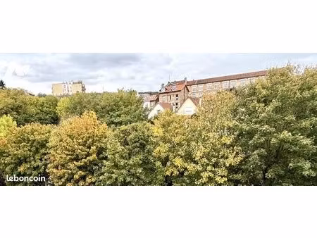 appartement 5 pièces 93 m²