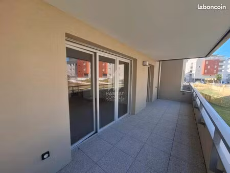 appartement 3 pièces 65 m²