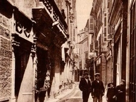 emplacement privilégié boutique parfait état 75m2 rue limogeanne