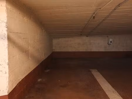 vente place de parking au 163 av charles de gaulle (neuilly 92200)