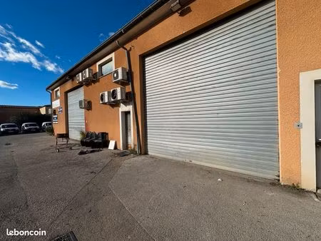 local de stockage 66 m2