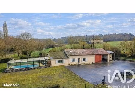 propriété 4 pièces 150 m²