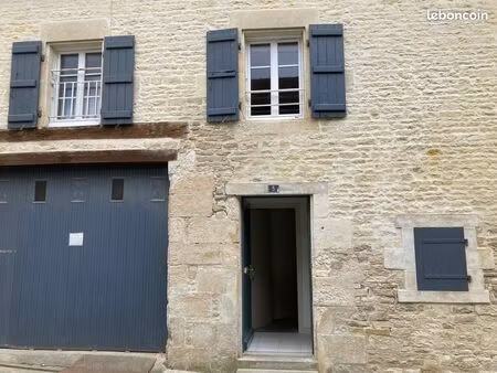maison de ville - f3 - cour - garage
