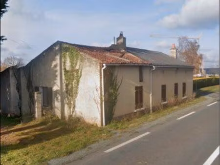 maison + terrain constructible à rénover entièrement