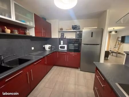 maison individuelle de 135m2 avec 2 garages – sur terrain de 8 80 ares – 57320 ebersviller